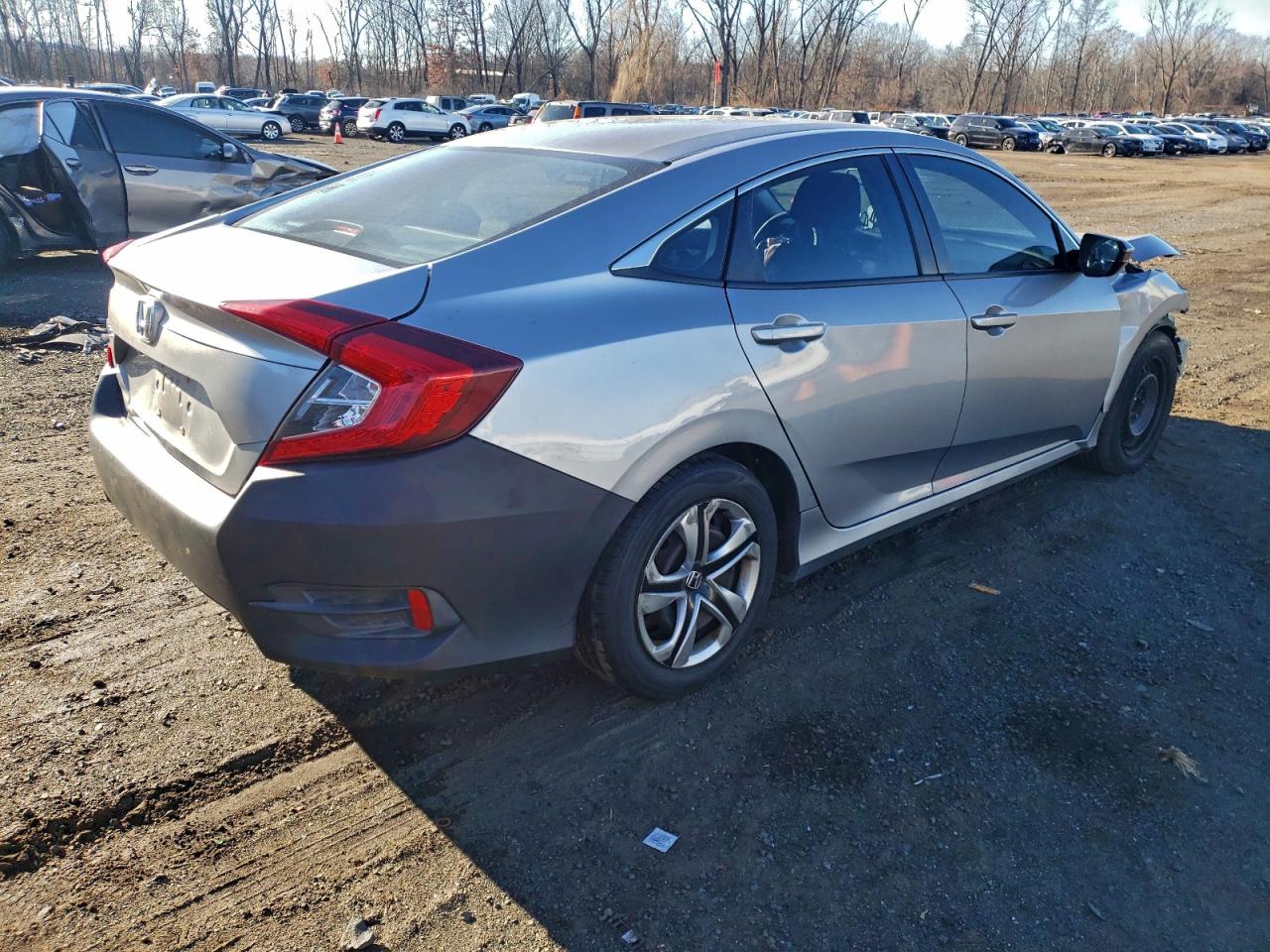 2016 HONDA CIVIC LX photo 7