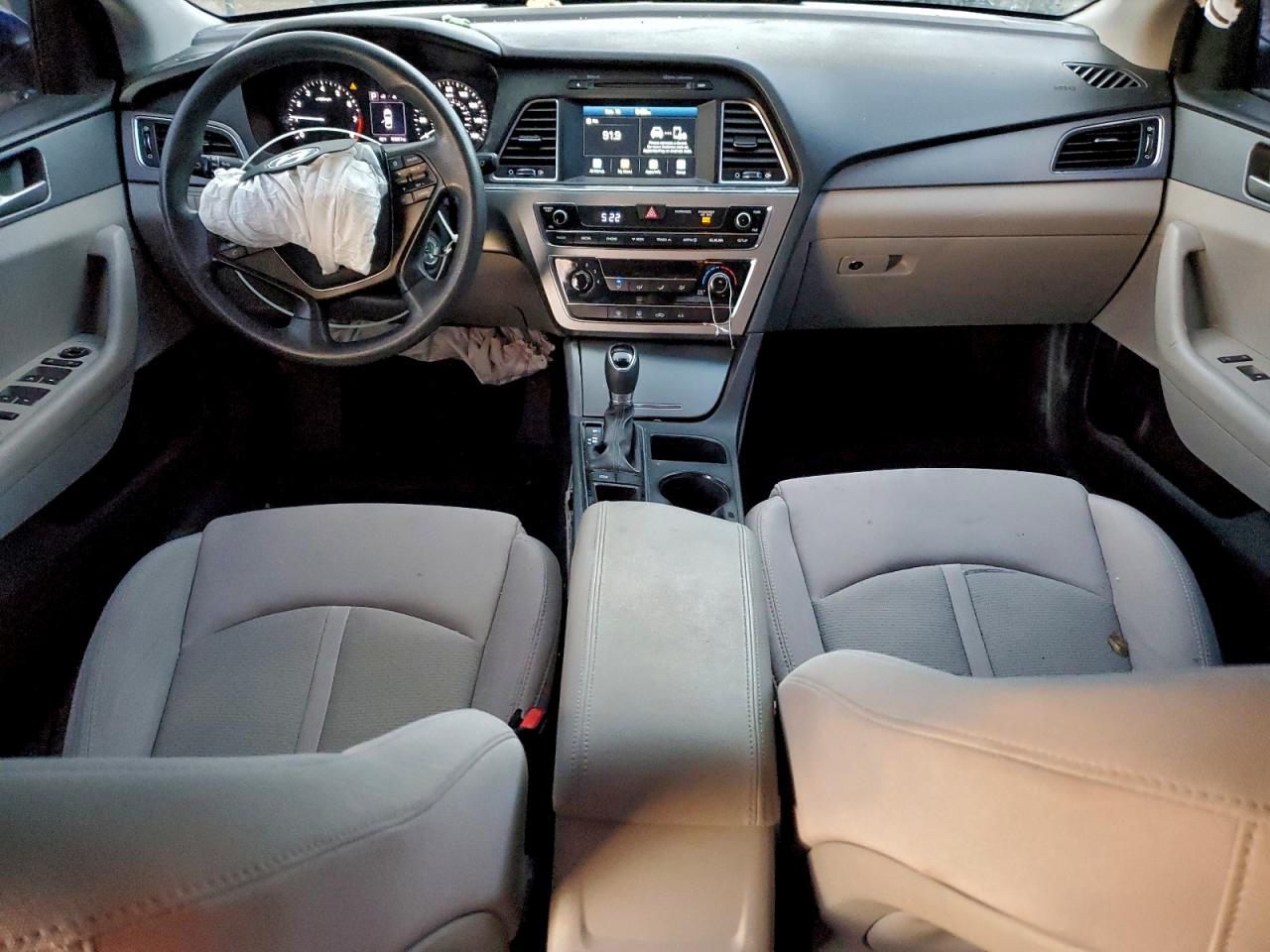 2017 HYUNDAI SONATA SE photo 15