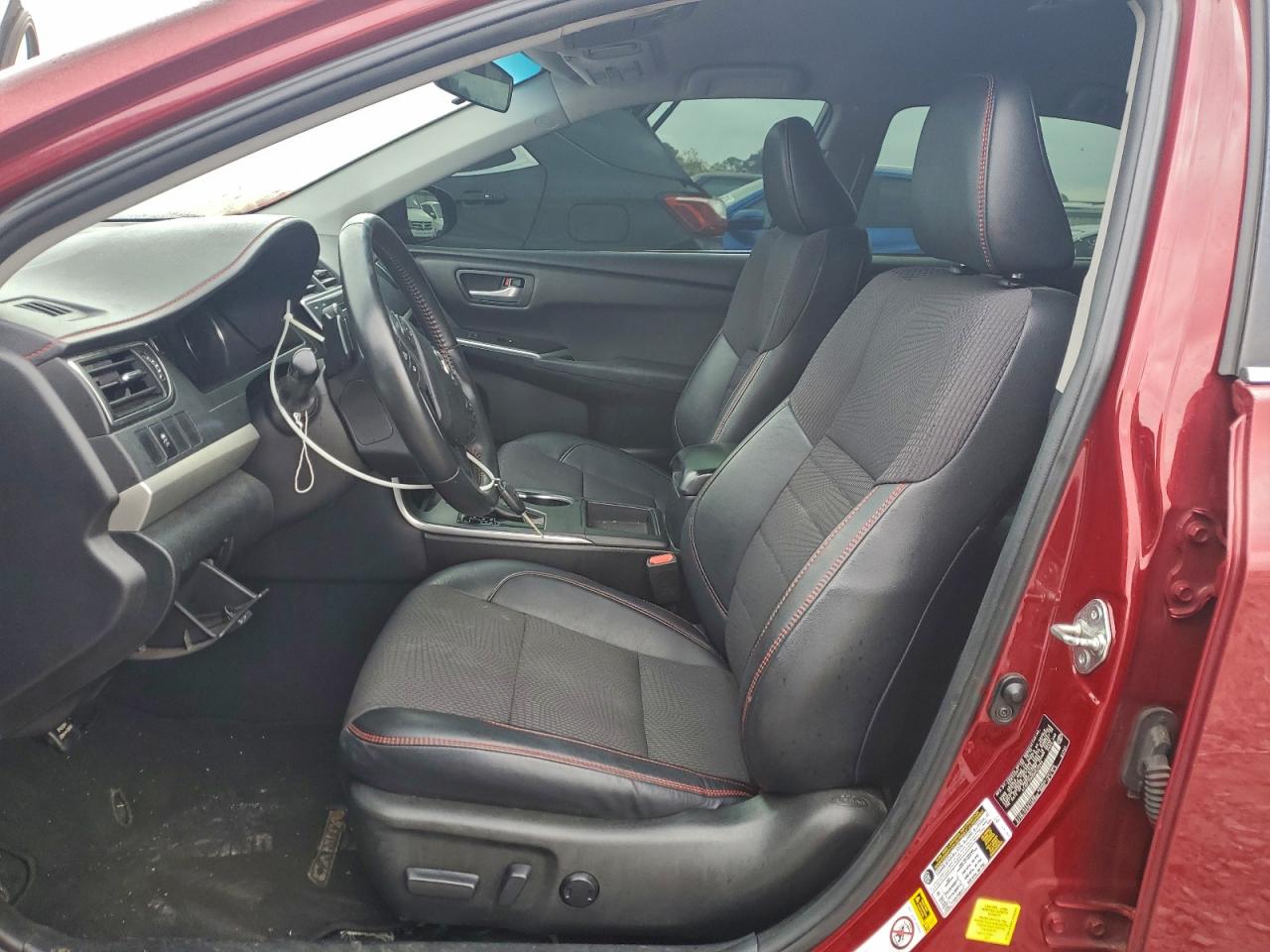 2016 TOYOTA CAMRY LE photo 19