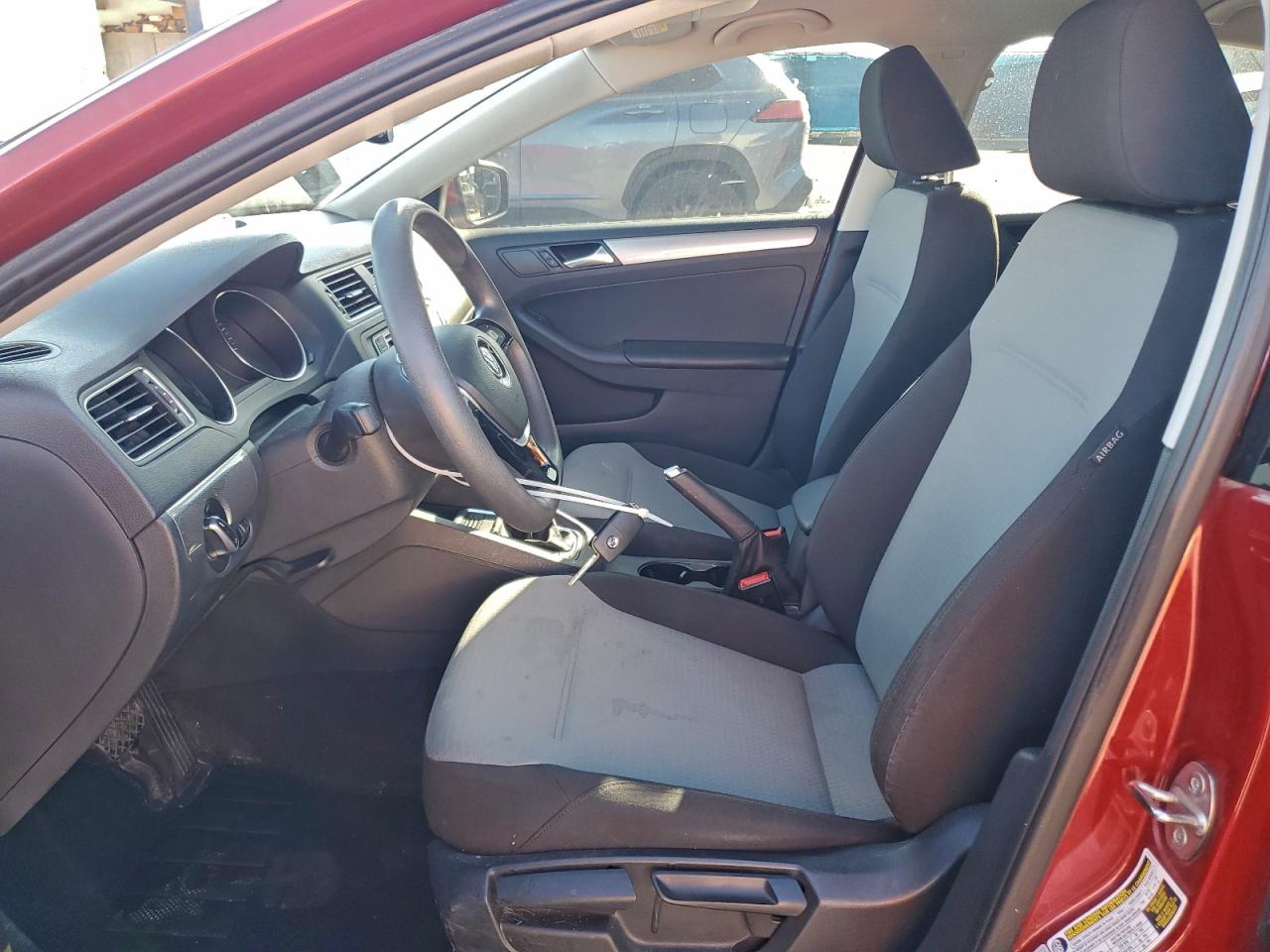 2017 VOLKSWAGEN JETTA photo 13