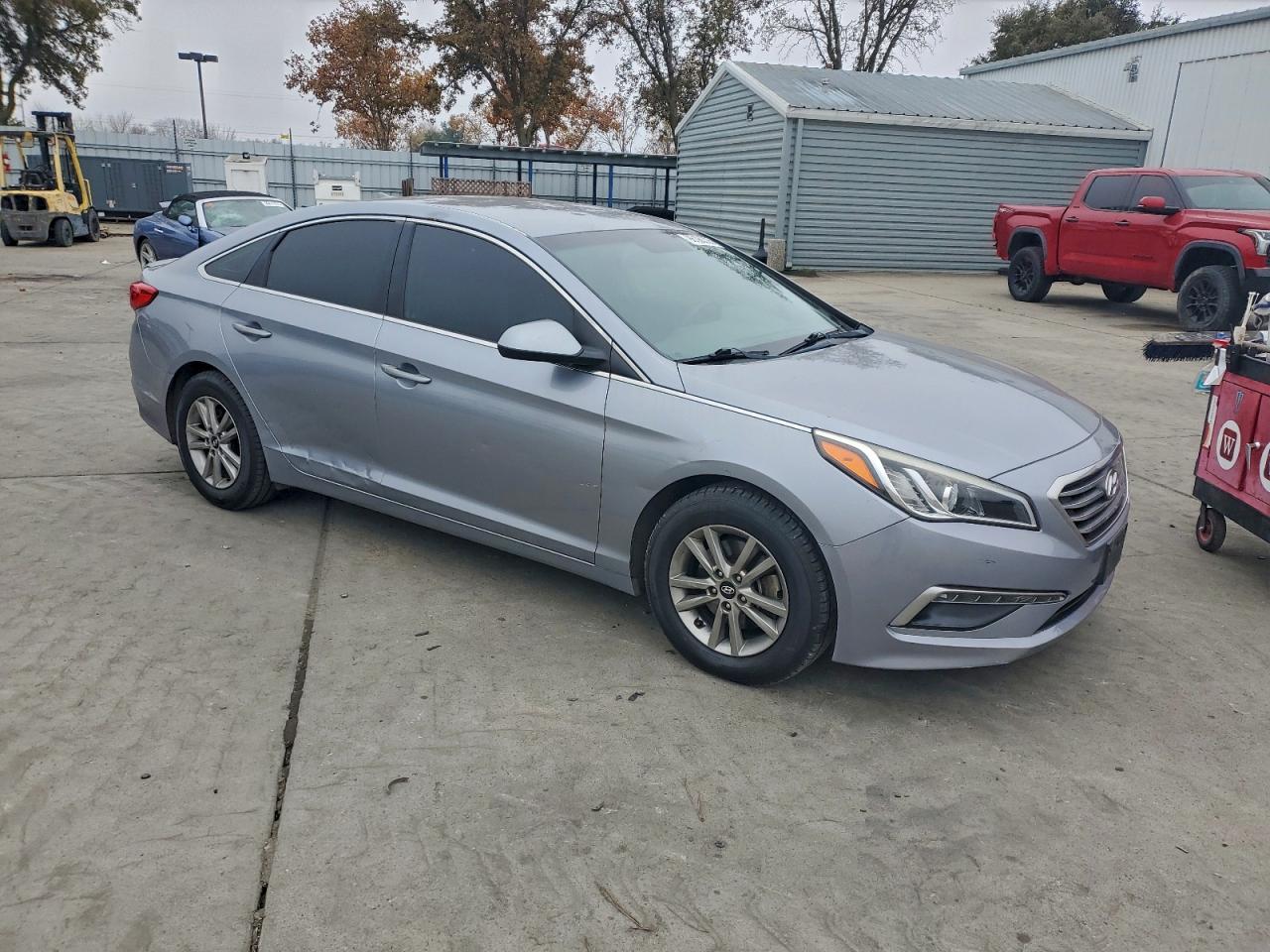 2015 HYUNDAI SONATA SE photo 7