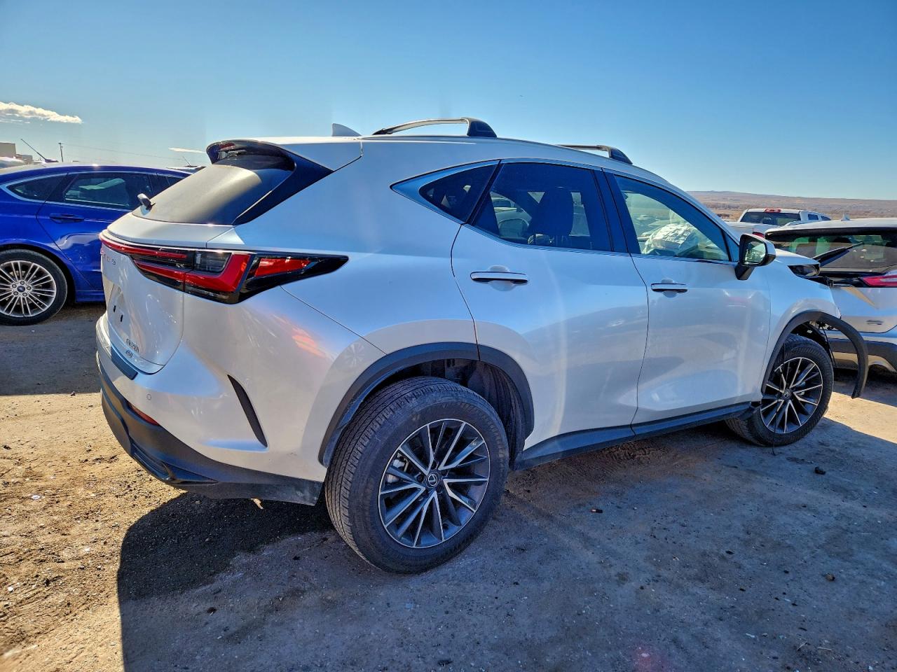 2025 LEXUS NX 350H BASE photo 3