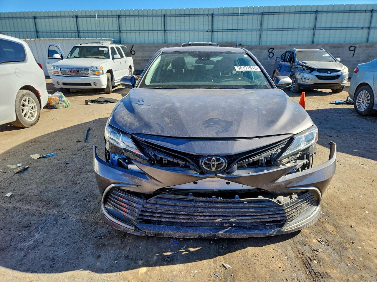 2023 TOYOTA CAMRY LE photo 9