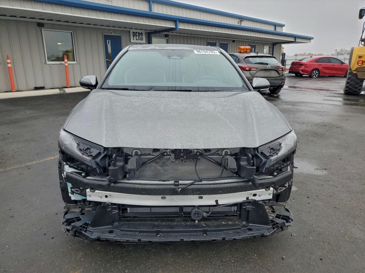 2025 TOYOTA CAMRY XSE photo 5