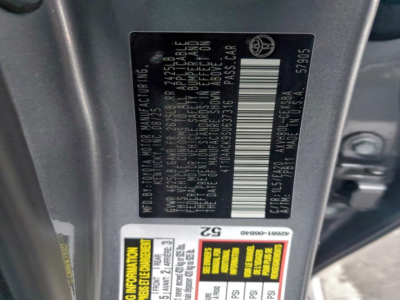 2025 TOYOTA CAMRY XSE photo 13