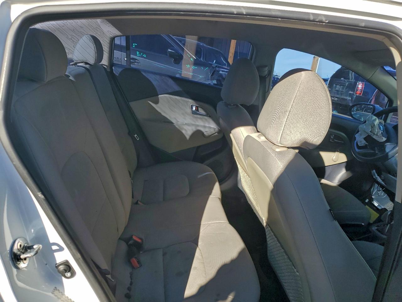 2016 KIA RIO LX photo 10