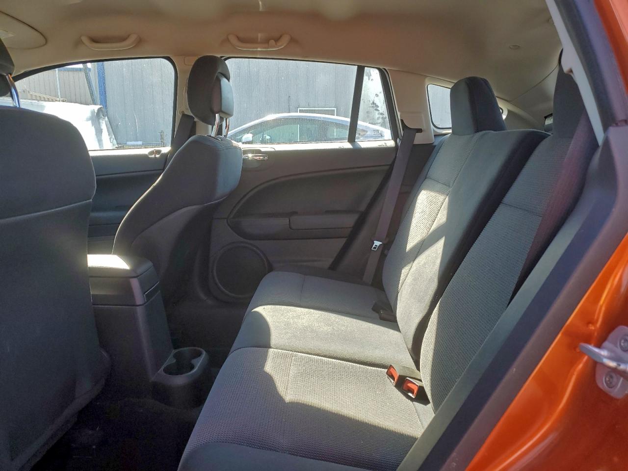2011 DODGE CALIBER MAINSTREET photo 19