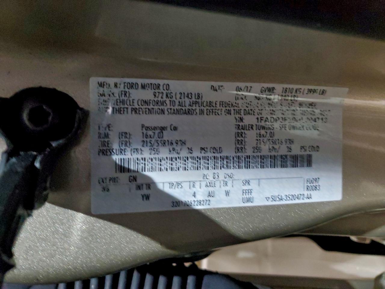 2017 FORD FOCUS SE photo 23