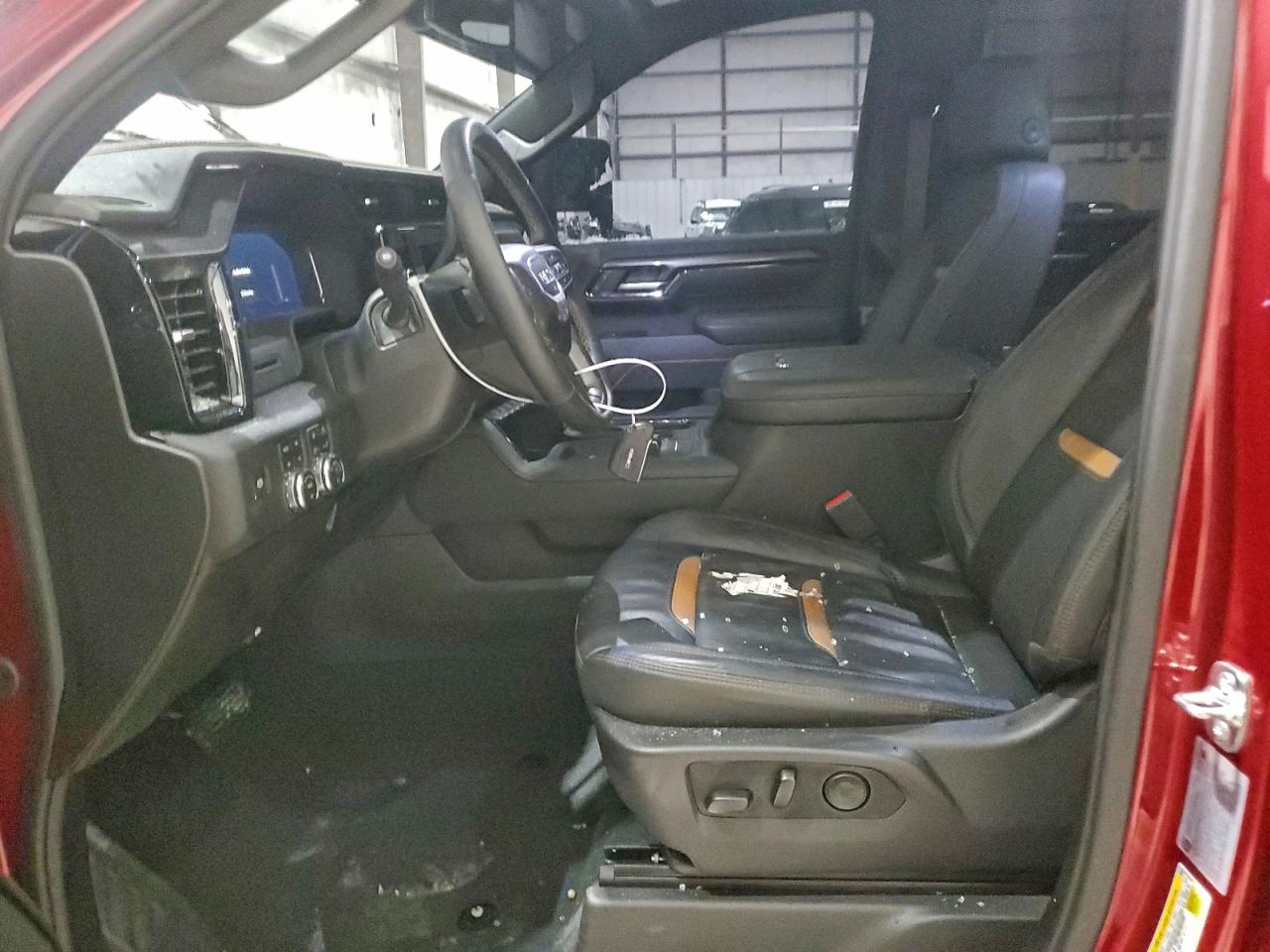 2025 GMC SIERRA K2500 AT4 photo 7