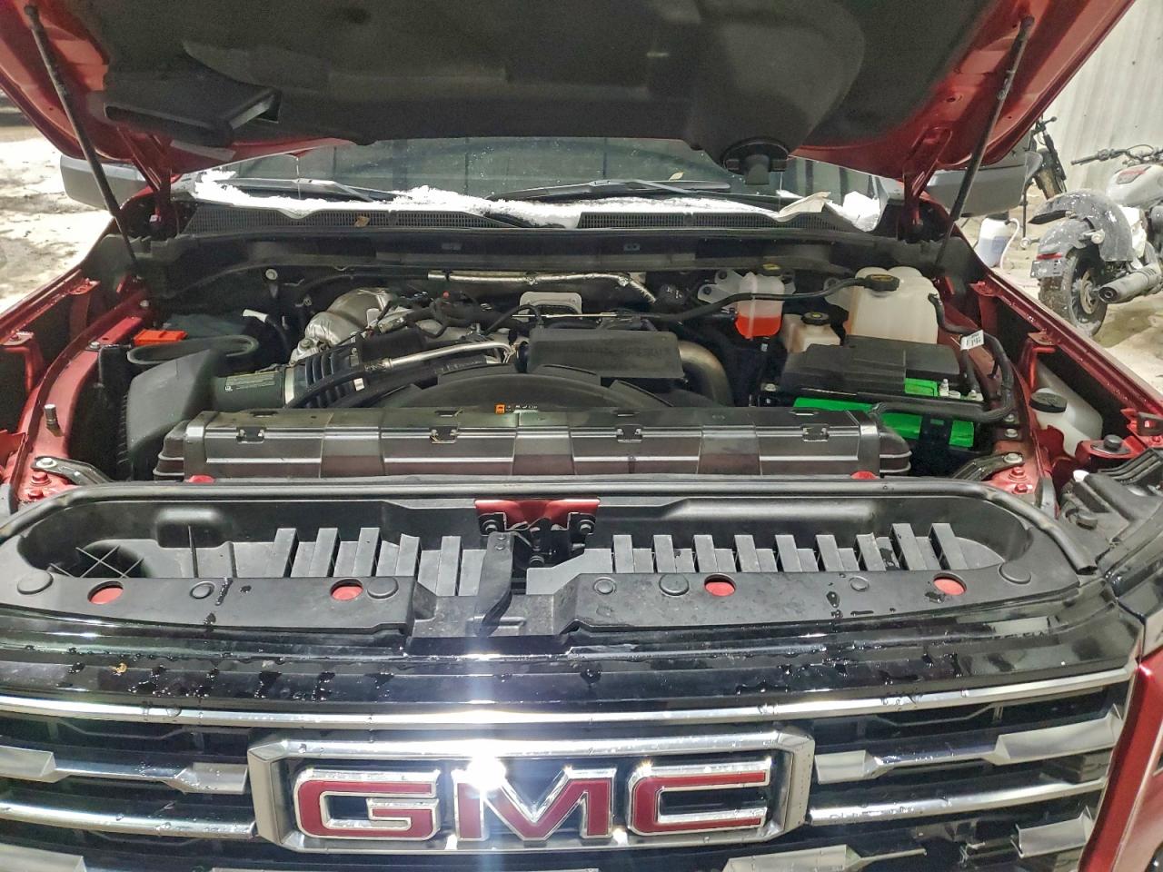 2025 GMC SIERRA K2500 AT4 photo 11
