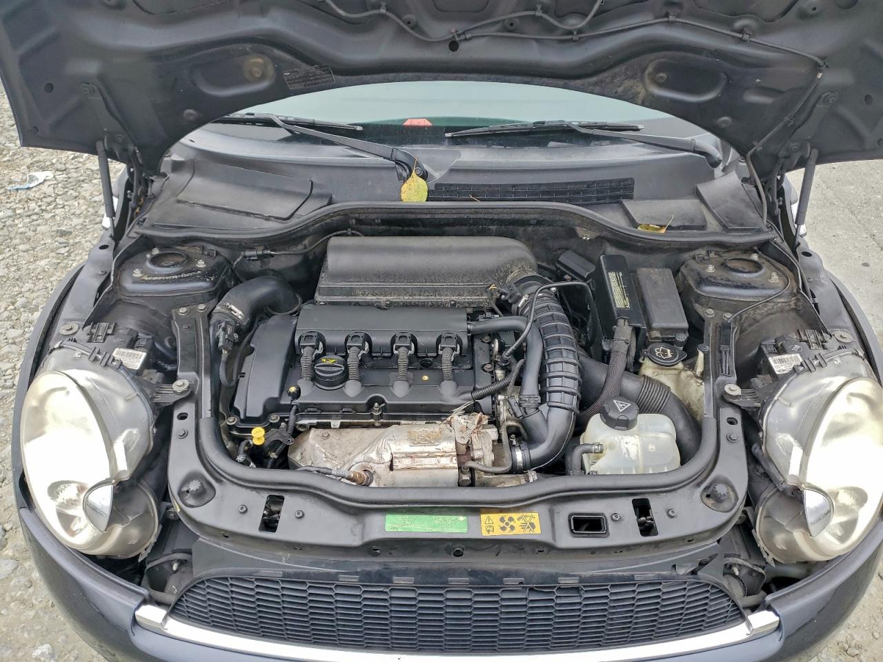 2008 MINI COOPER S photo 21