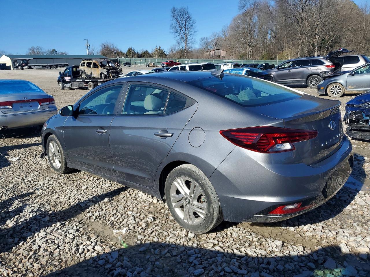 2019 HYUNDAI ELANTRA SEL photo 3