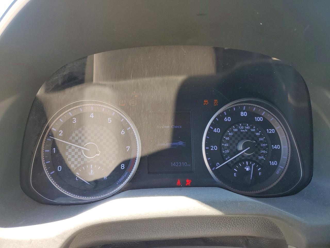 2019 HYUNDAI ELANTRA SEL photo 17
