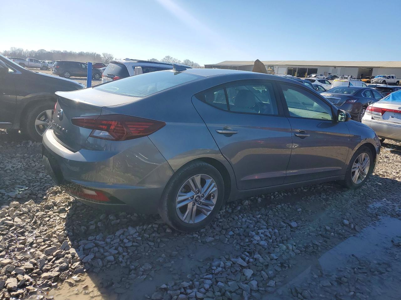 2019 HYUNDAI ELANTRA SEL photo 5