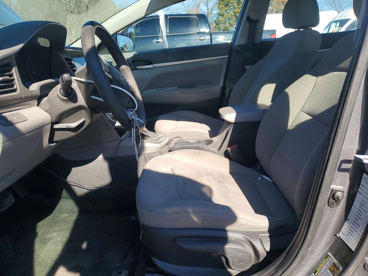 2019 HYUNDAI ELANTRA SEL photo 13