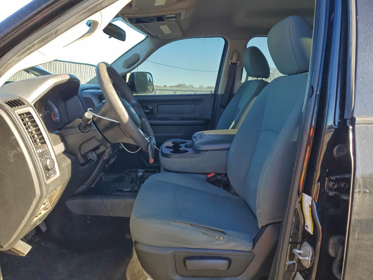 2018 RAM 2500 ST photo 7