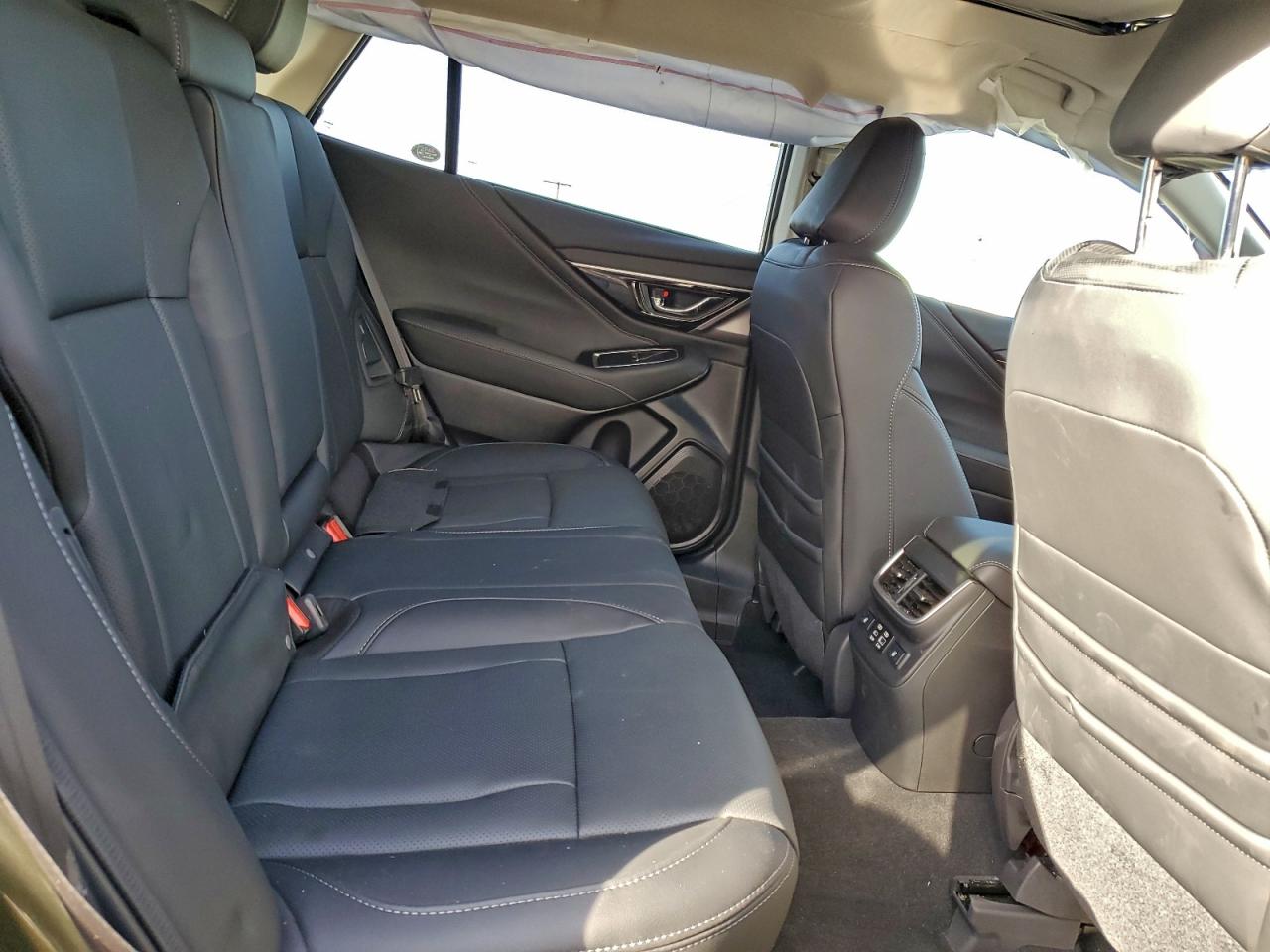 2025 SUBARU OUTBACK TOURING photo 31