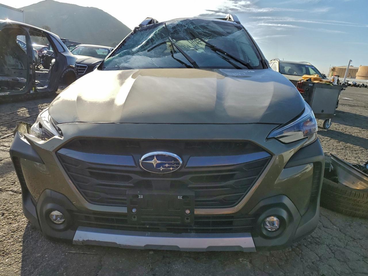 2025 SUBARU OUTBACK TOURING photo 13