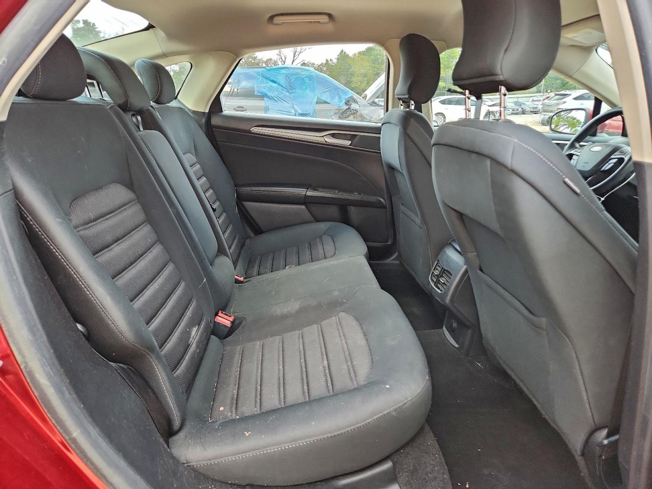 2019 FORD FUSION SE photo 28