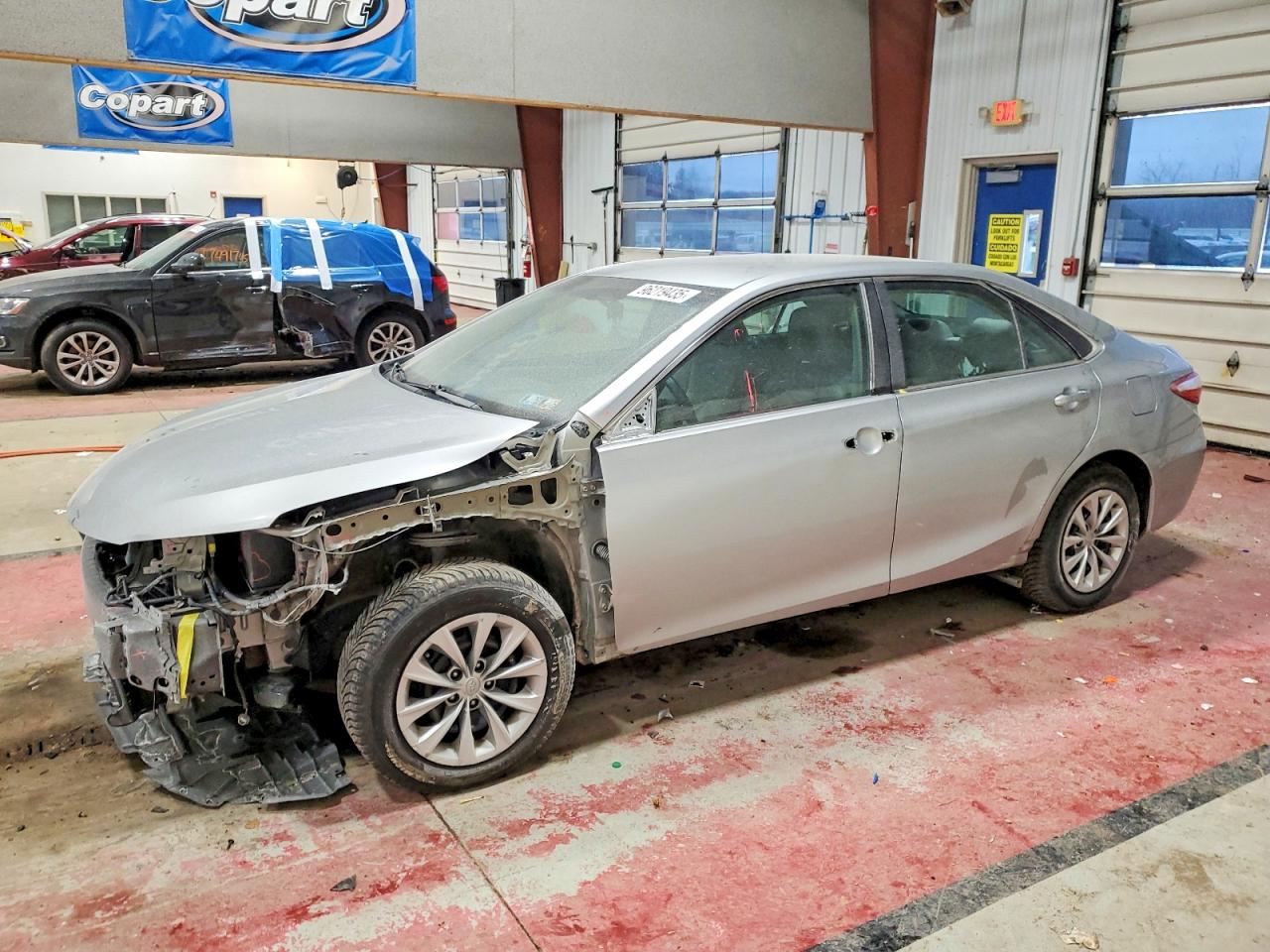 2016 TOYOTA CAMRY