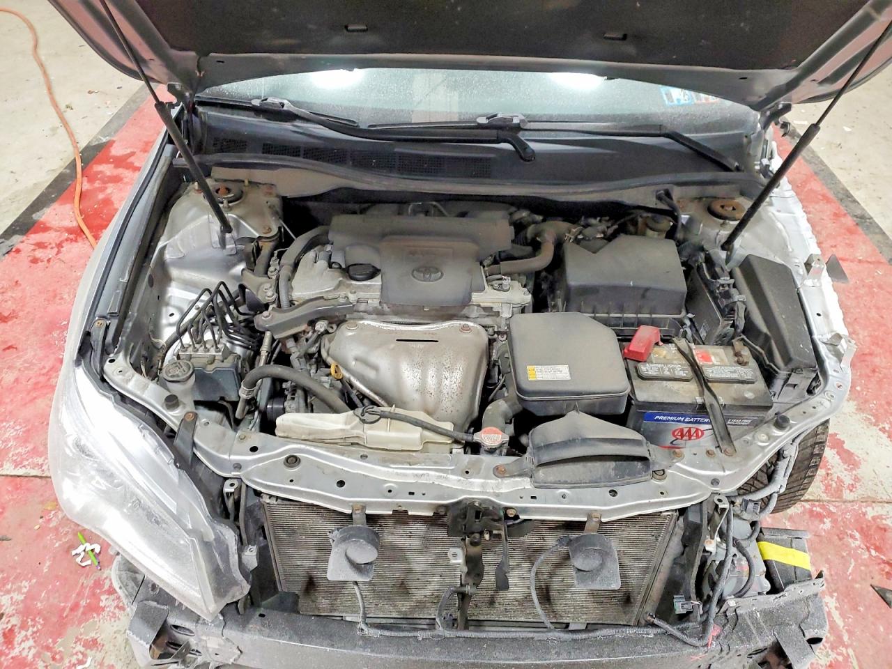 2016 TOYOTA CAMRY LE photo 21