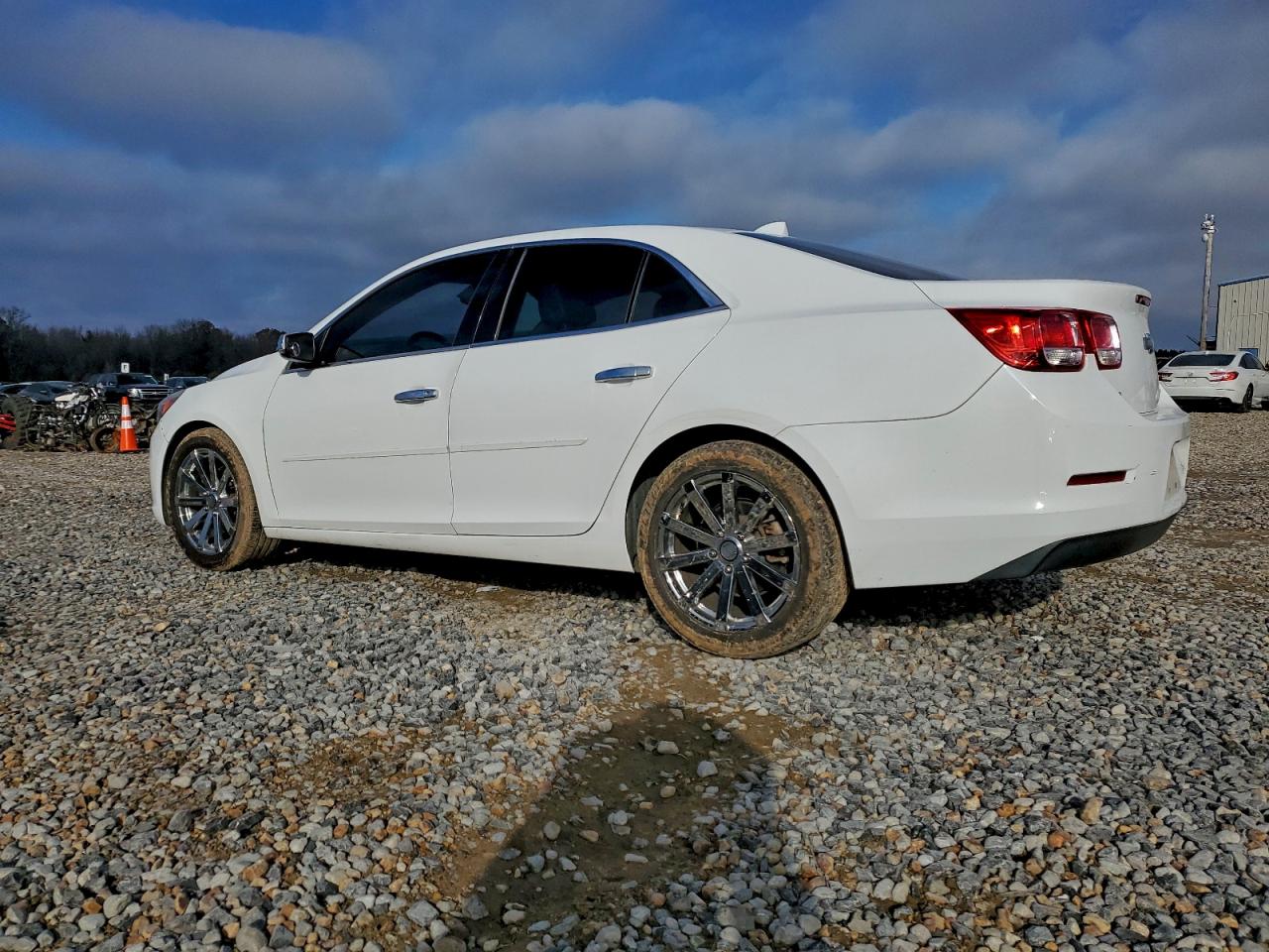 2014 CHEVROLET MALIBU 2LT photo 3
