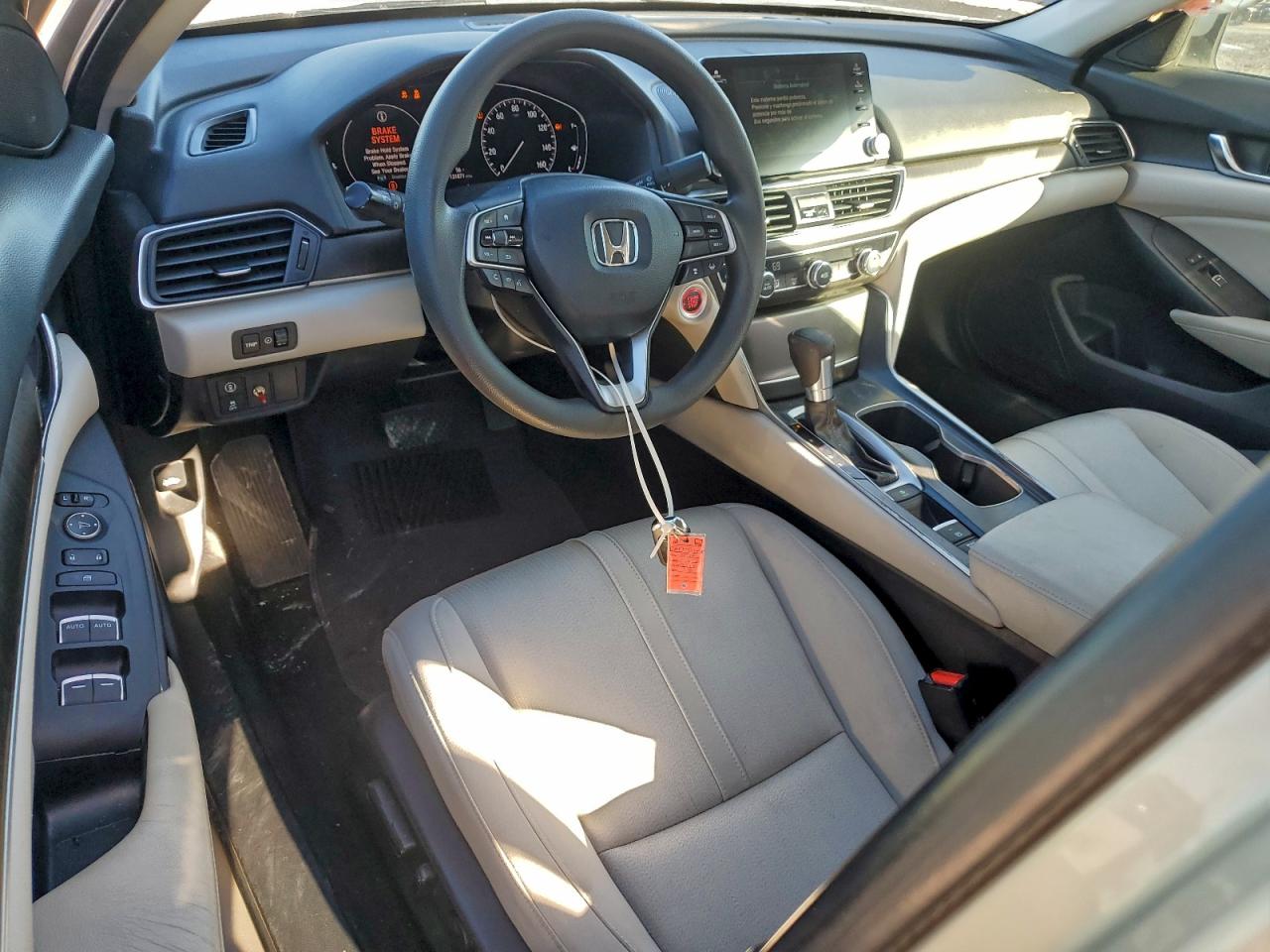 2018 HONDA ACCORD EX photo 15