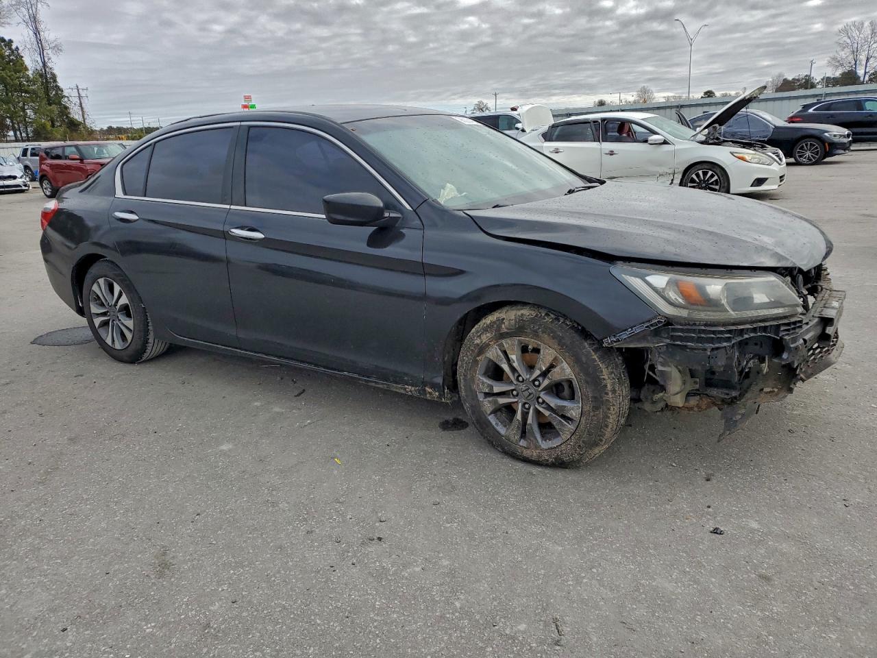 2015 HONDA ACCORD LX photo 7
