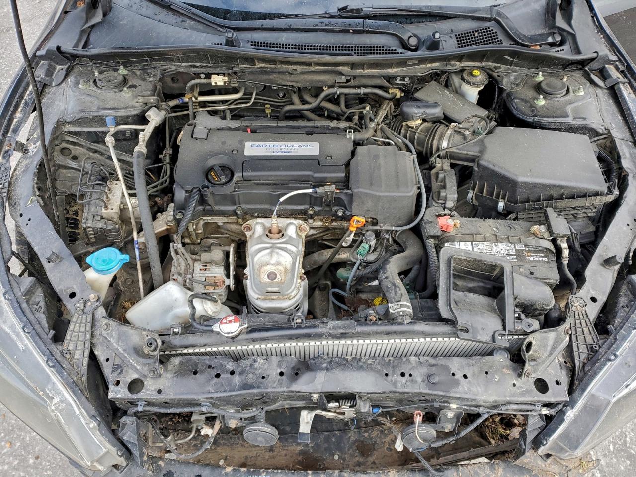 2015 HONDA ACCORD LX photo 21