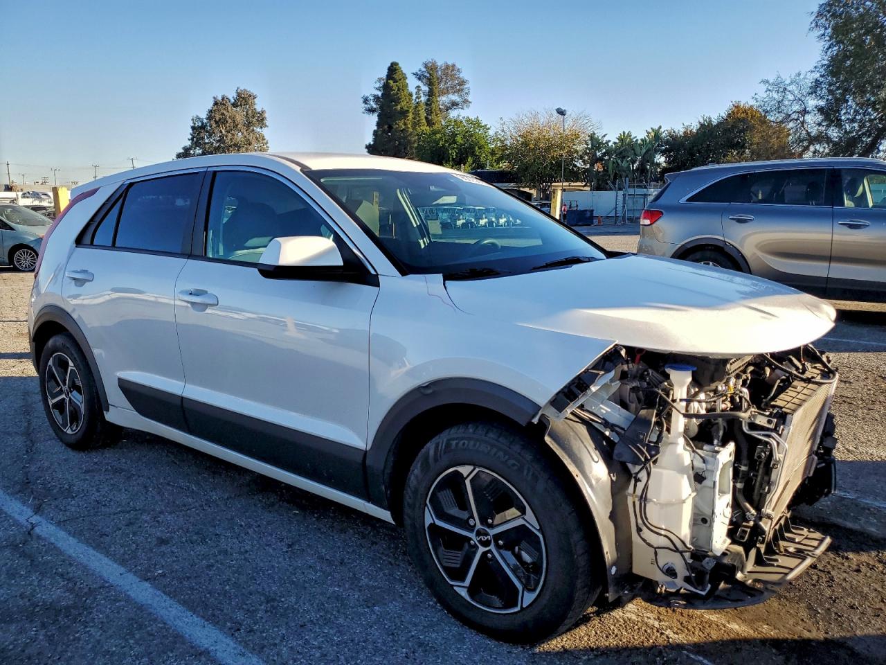 2025 KIA NIRO LX photo 7