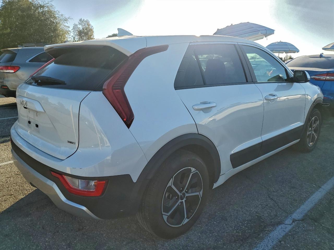 2025 KIA NIRO LX photo 5
