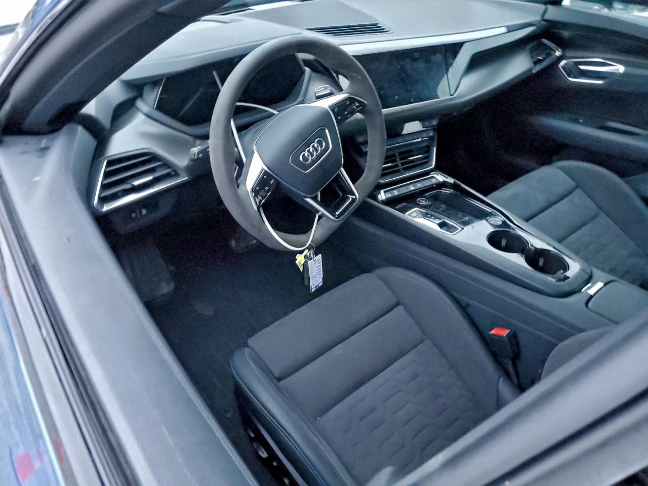 2022 AUDI E-TRON photo 8