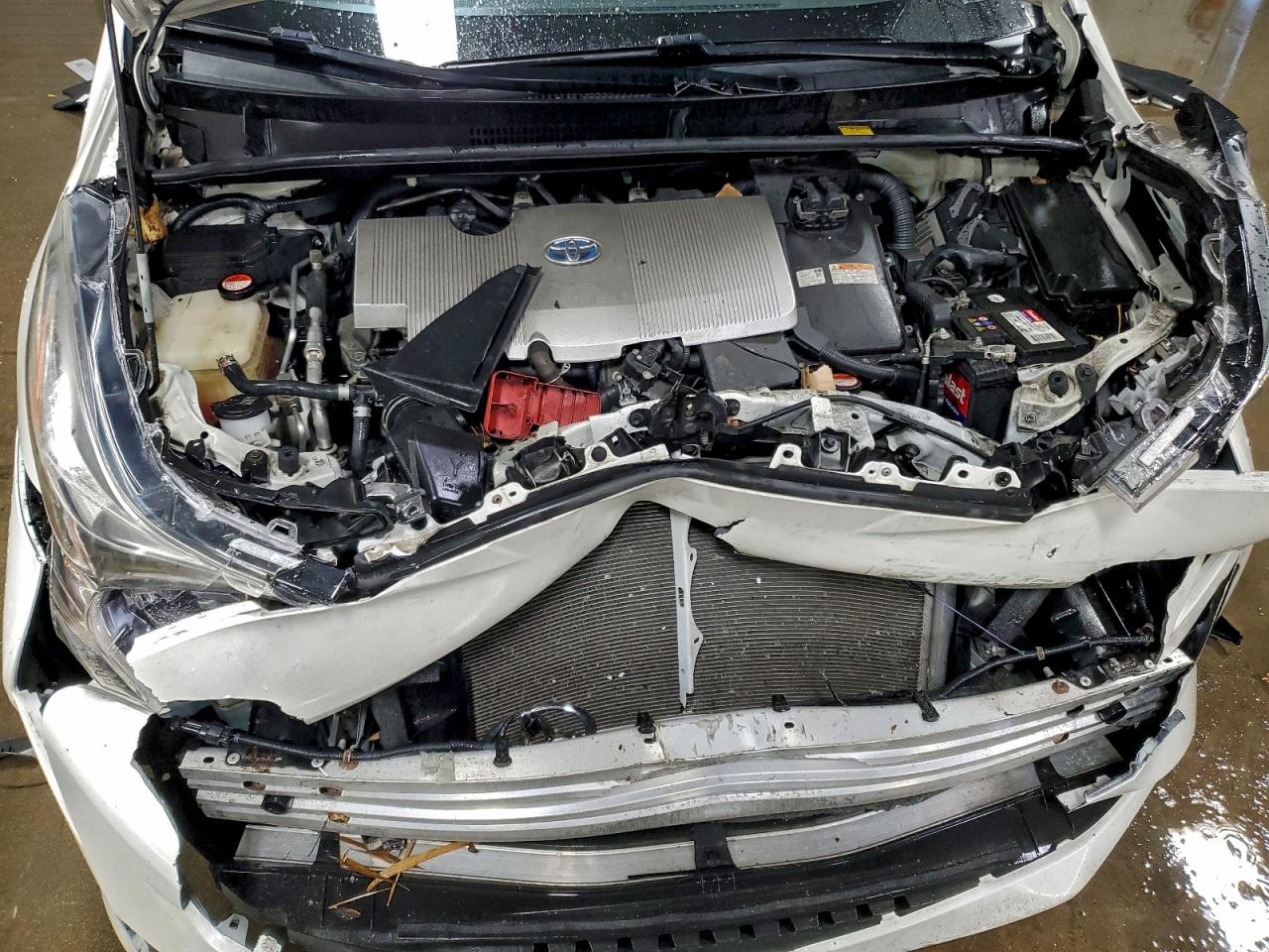 2016 TOYOTA PRIUS photo 21