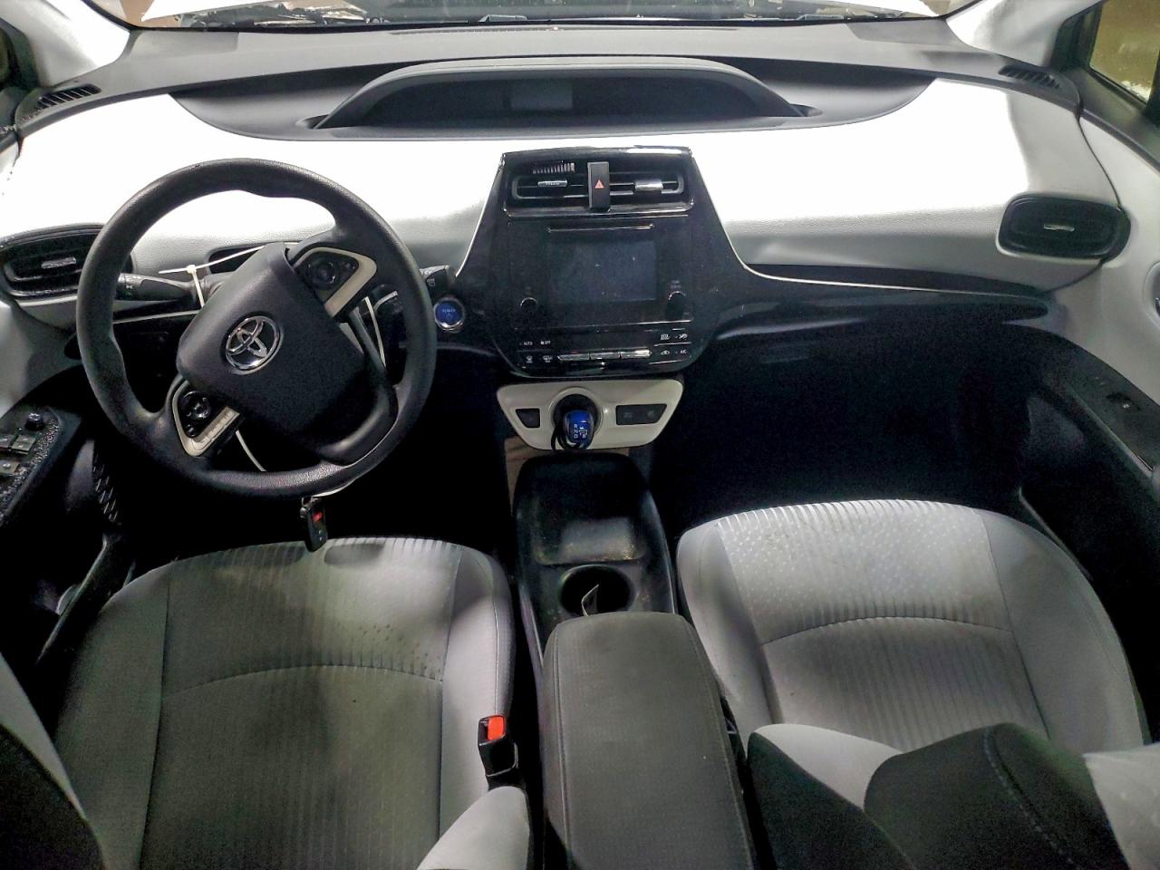 2016 TOYOTA PRIUS photo 15