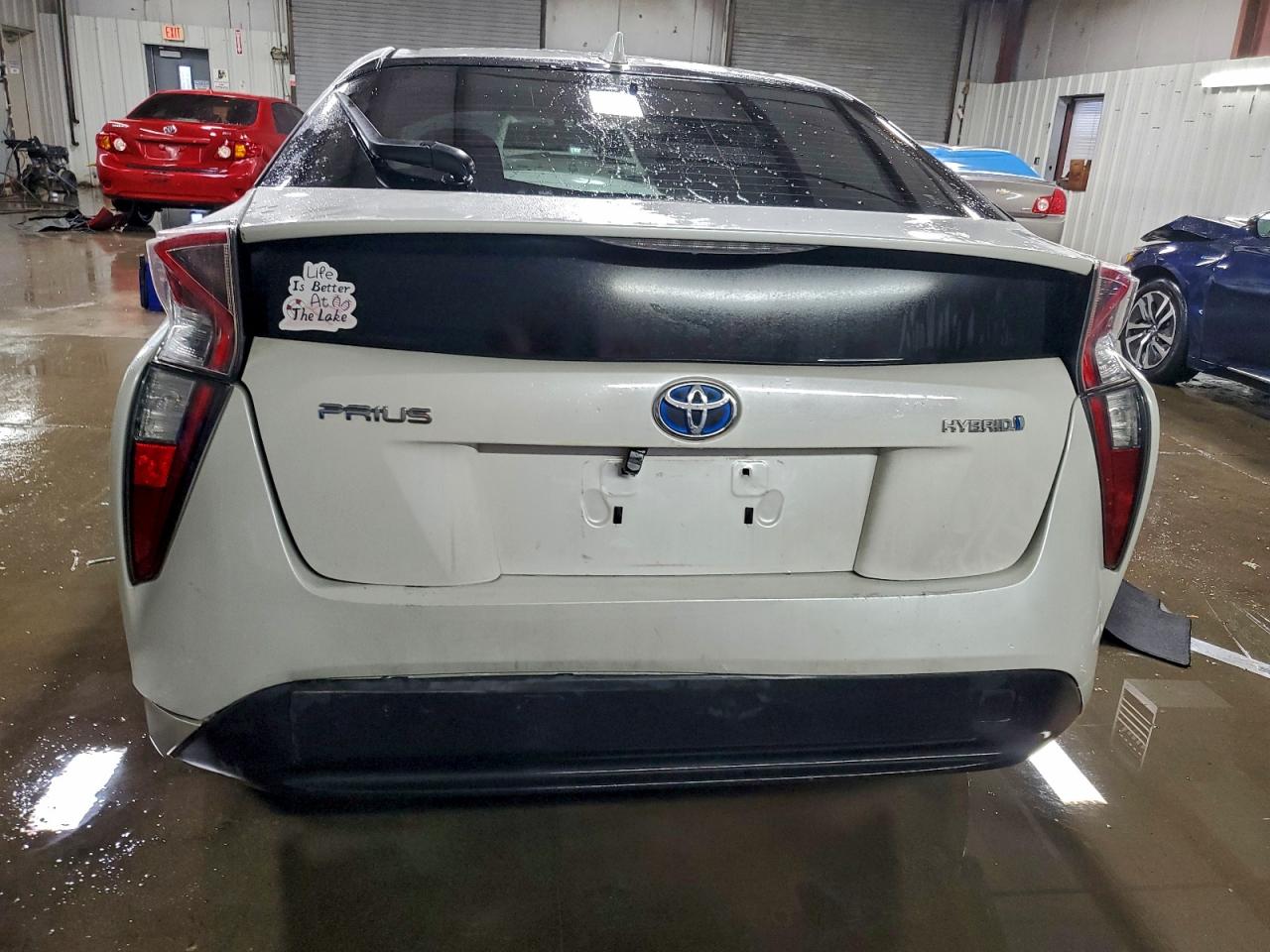 2016 TOYOTA PRIUS photo 11