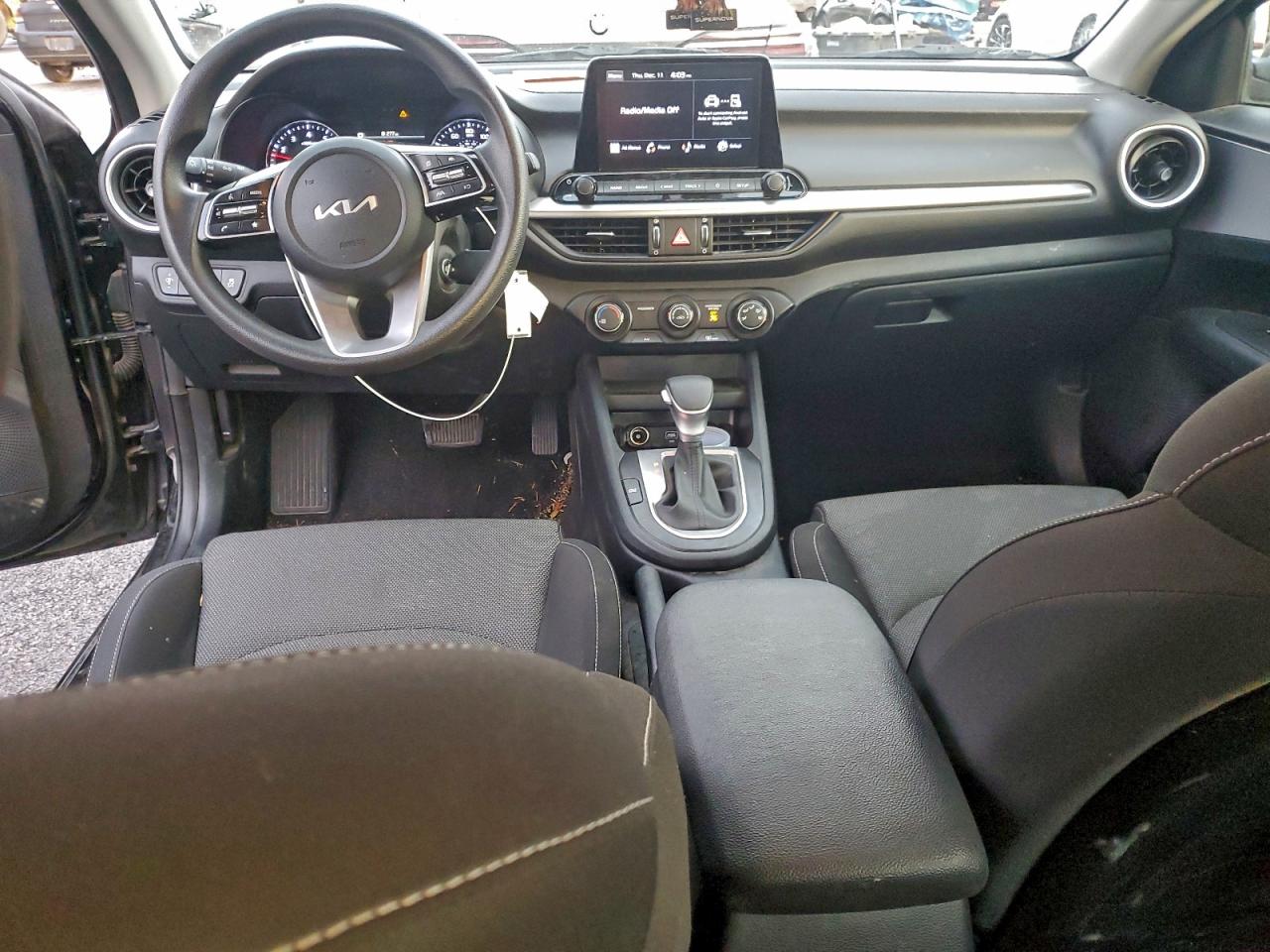 2024 KIA FORTE LX photo 22