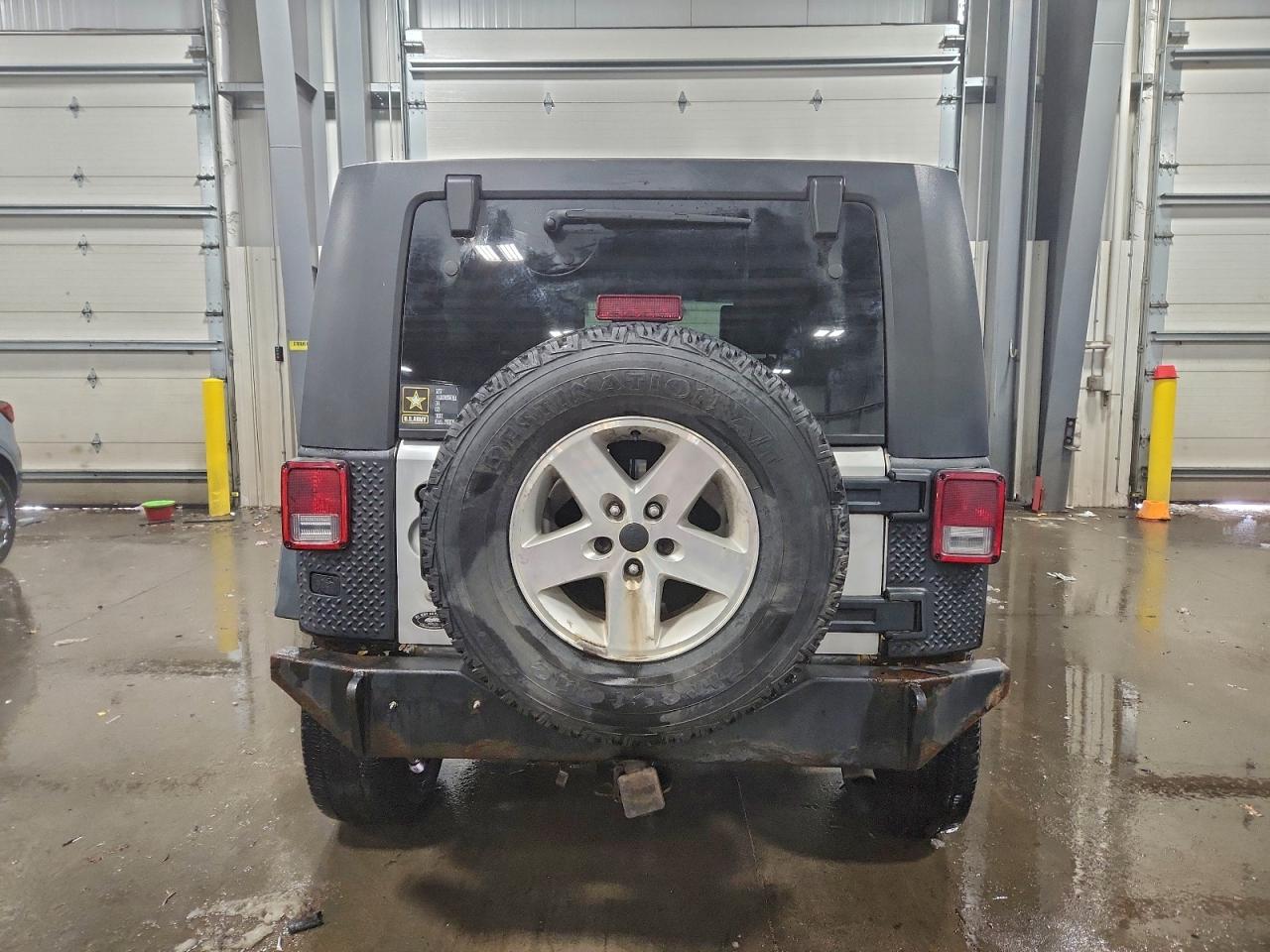 2008 JEEP WRANGLER UNLIMITED SAHARA photo 16