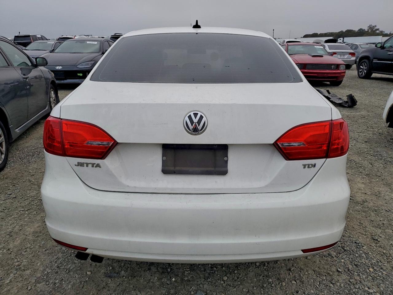 2013 VOLKSWAGEN JETTA TDI photo 6