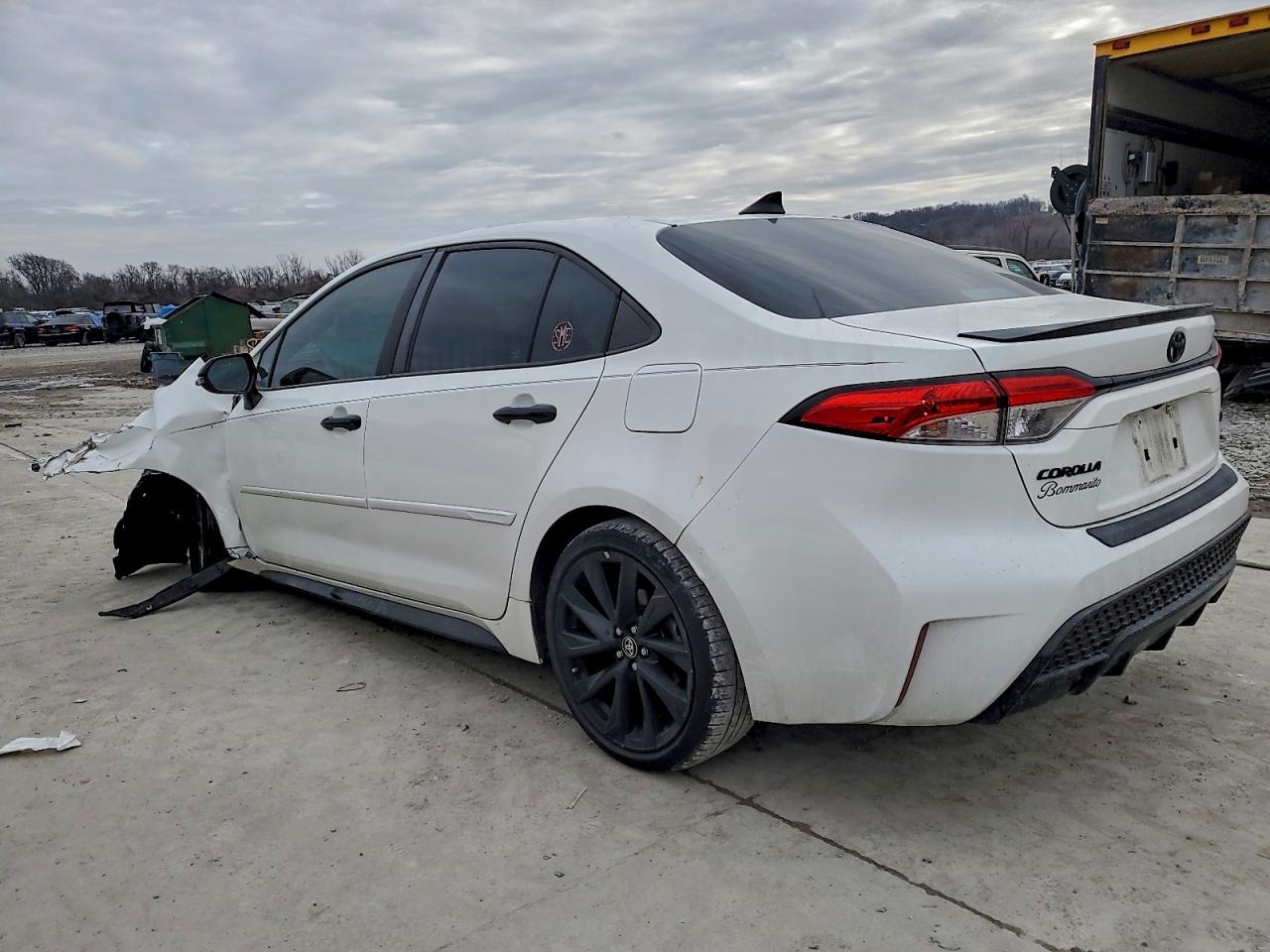 2020 TOYOTA COROLLA SE NIGHTSHADE EDITION photo 2