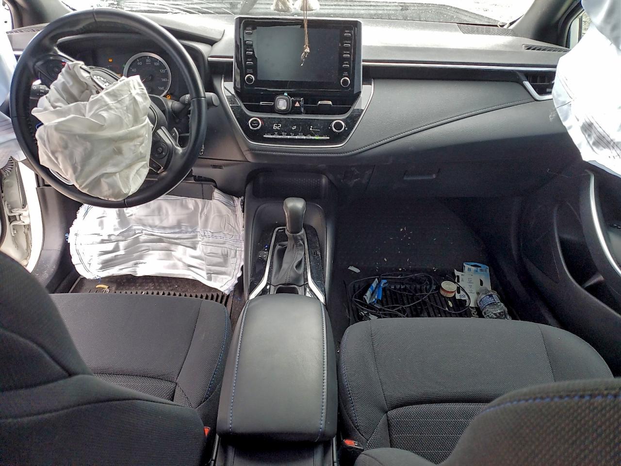2020 TOYOTA COROLLA SE NIGHTSHADE EDITION photo 8