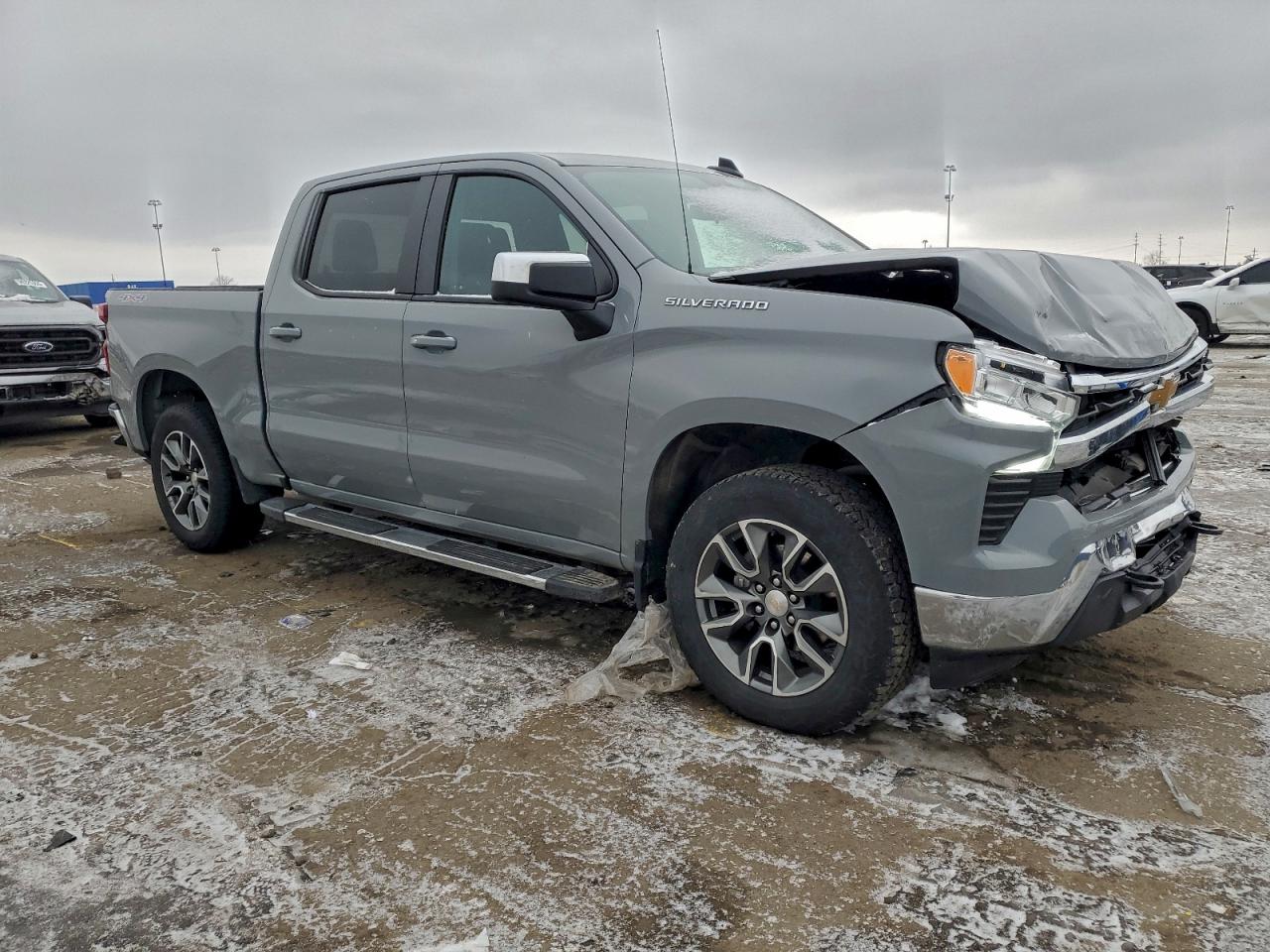 2024 CHEVROLET SILVERADO K1500 LT-L photo 7