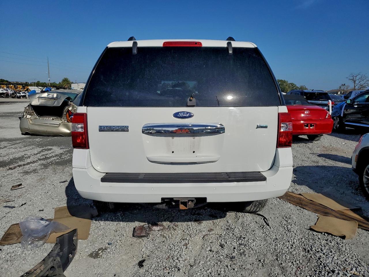 2012 FORD EXPEDITION XLT photo 11