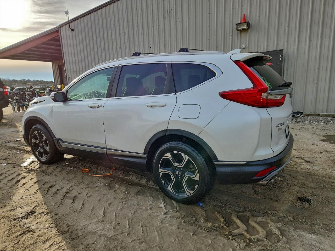2017 HONDA CR-V TOURING photo 2