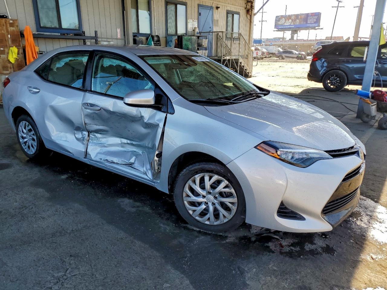2017 TOYOTA COROLLA L photo 4