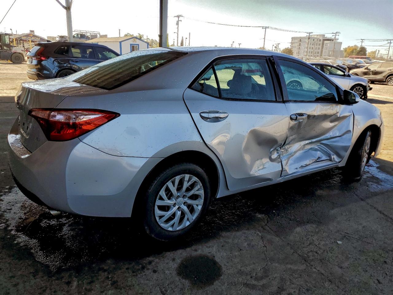 2017 TOYOTA COROLLA L photo 3