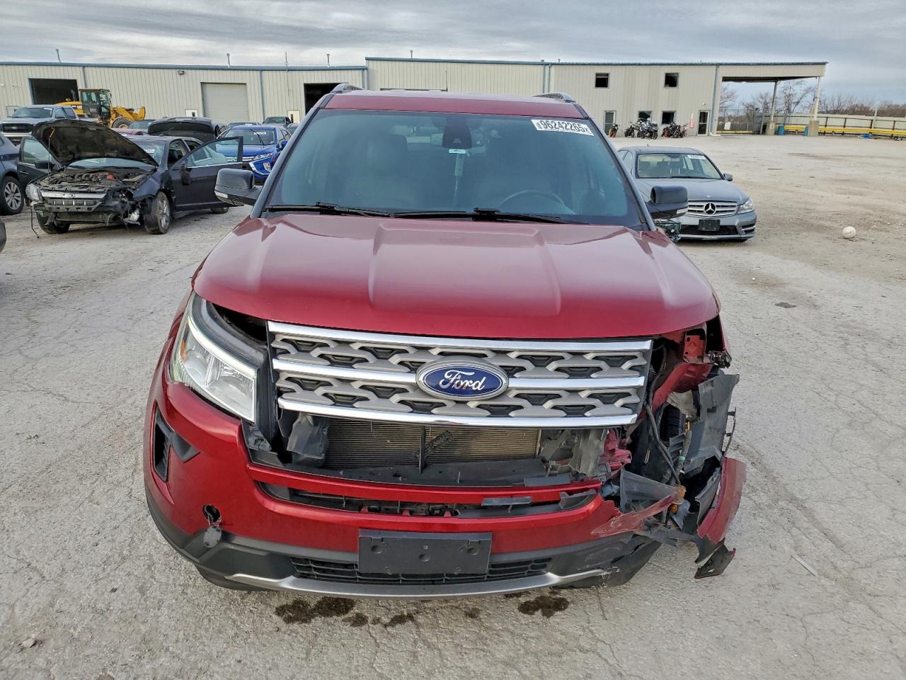 2018 FORD EXPLORER photo 9
