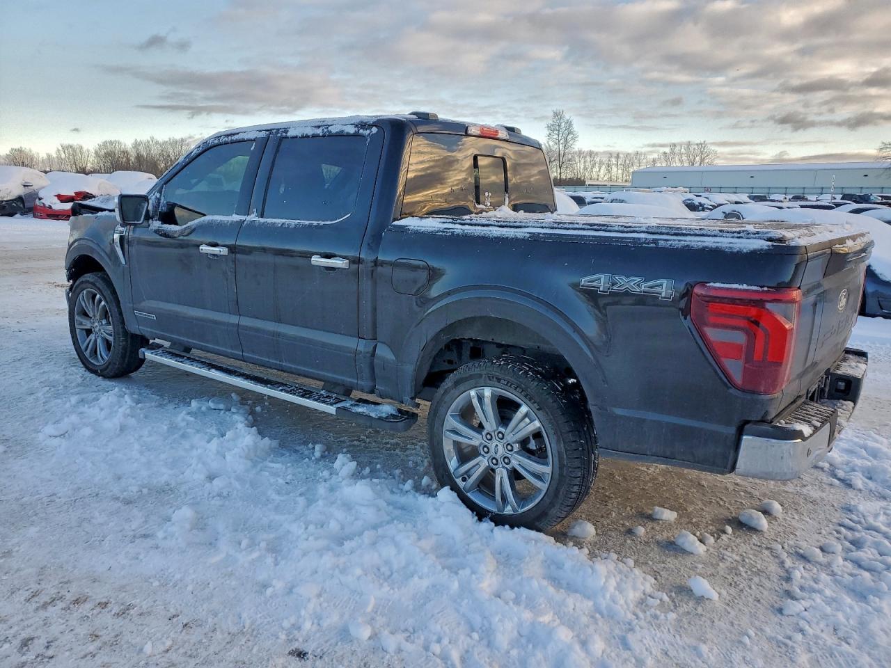 2025 FORD F150 LARIAT photo 2