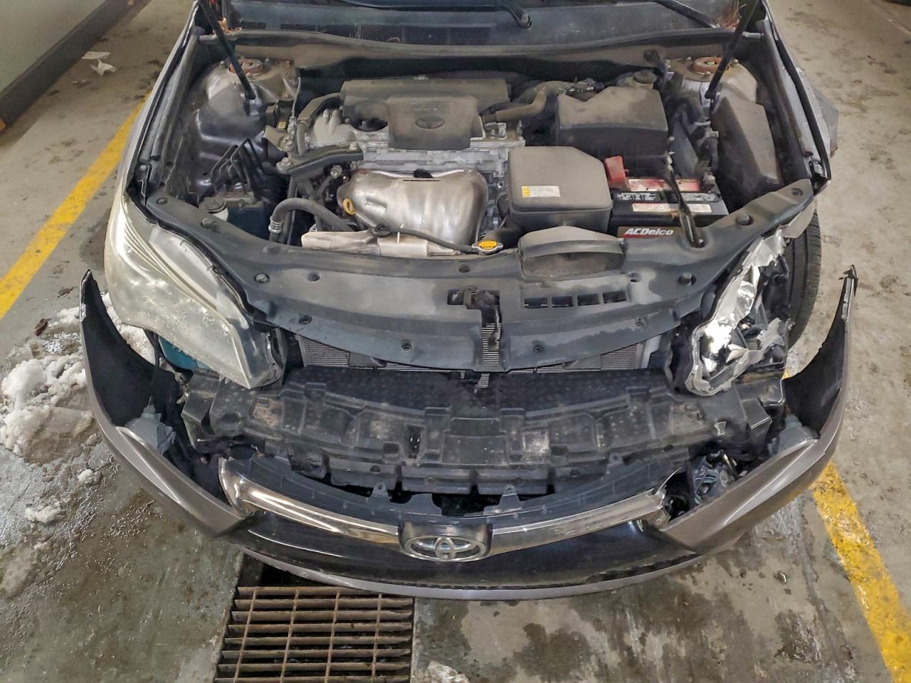 2015 TOYOTA CAMRY LE photo 21
