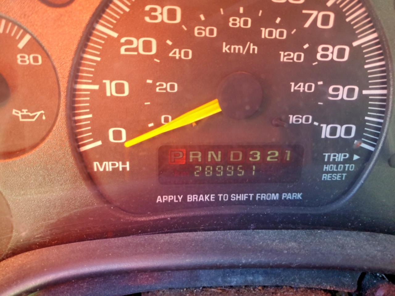 2001 GMC SAVANA 2500 DELIVERY VAN photo 17