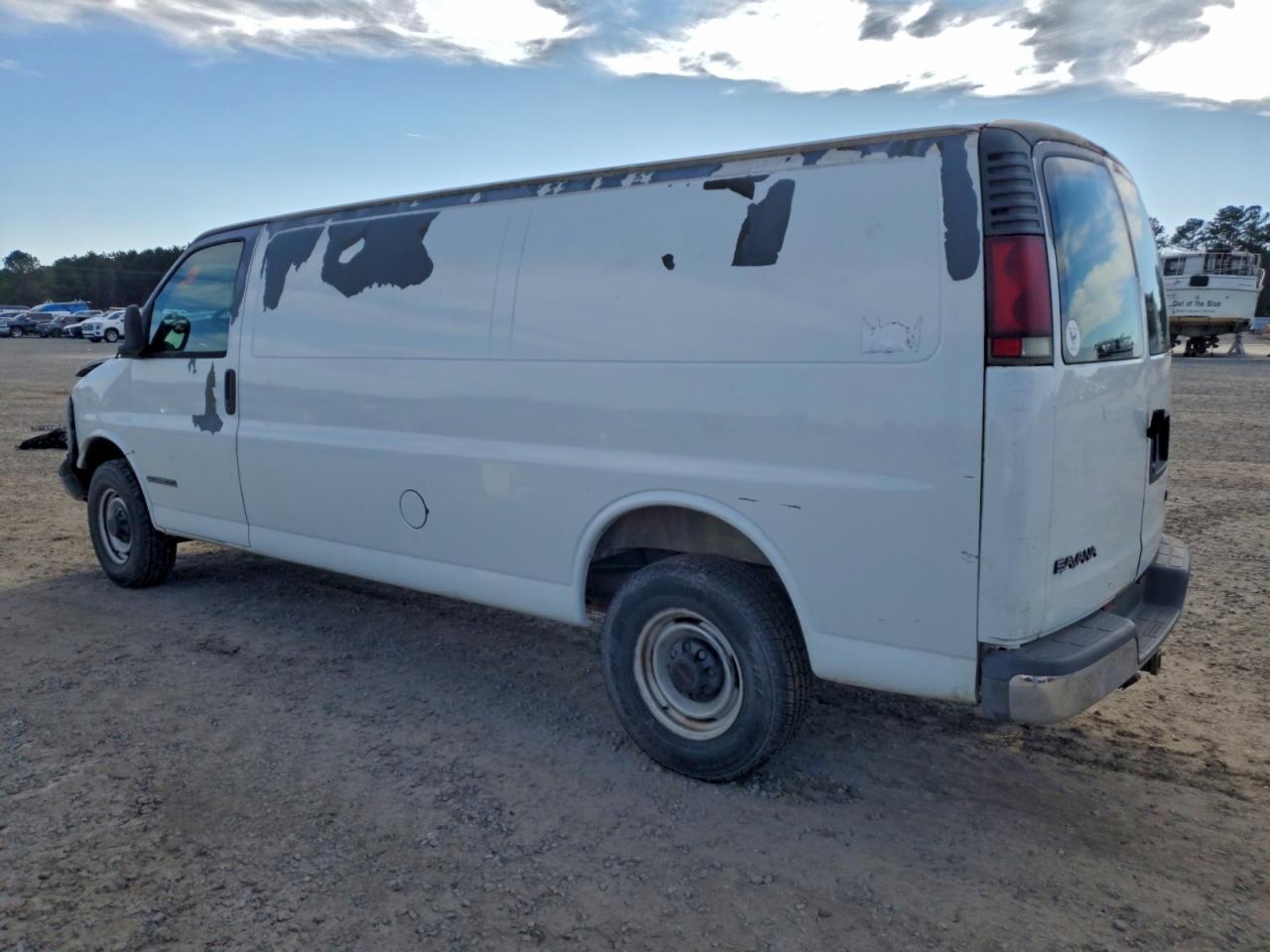 2001 GMC SAVANA 2500 DELIVERY VAN photo 3